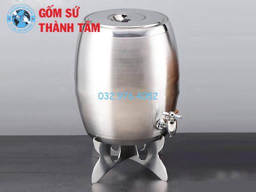 Bạn nên rửa sạch bình inox bằng nước ấm và dung dịch rửa chén sau khi dùng