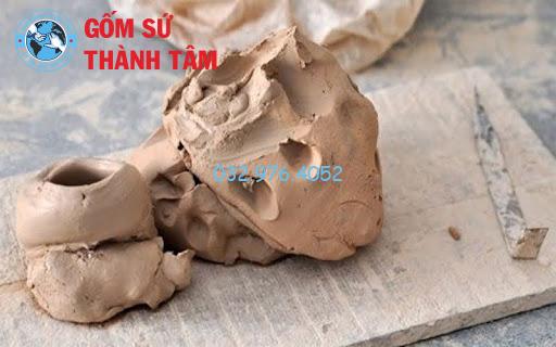 Đất Sét Cao Lanh Là Gì? Ứng Dụng và Cách Bảo Quản Hiệu Quả Cần bảo quản đất sét đúng cách để đảm bảo chất lượng