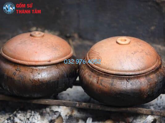 Hướng Dẫn Sử Dụng Nồi Đất Kho Cá Bếp Củi Chuẩn Vị nồi đất kho cá bếp củi